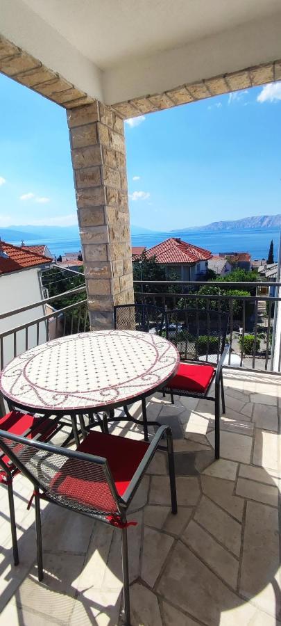 Apartmani Kevric Novi Vinodolski Exterior photo